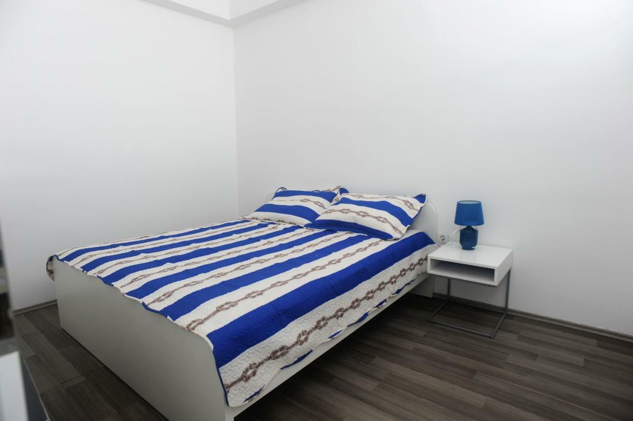 Apartments Josip Žrnovnica Εξωτερικό φωτογραφία